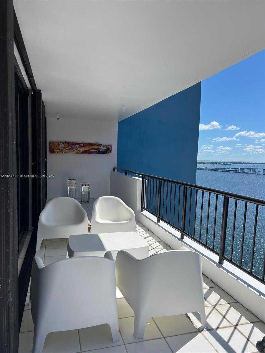 Small Image of 1581 BRICKELL AVE #2005, Miami Number 10