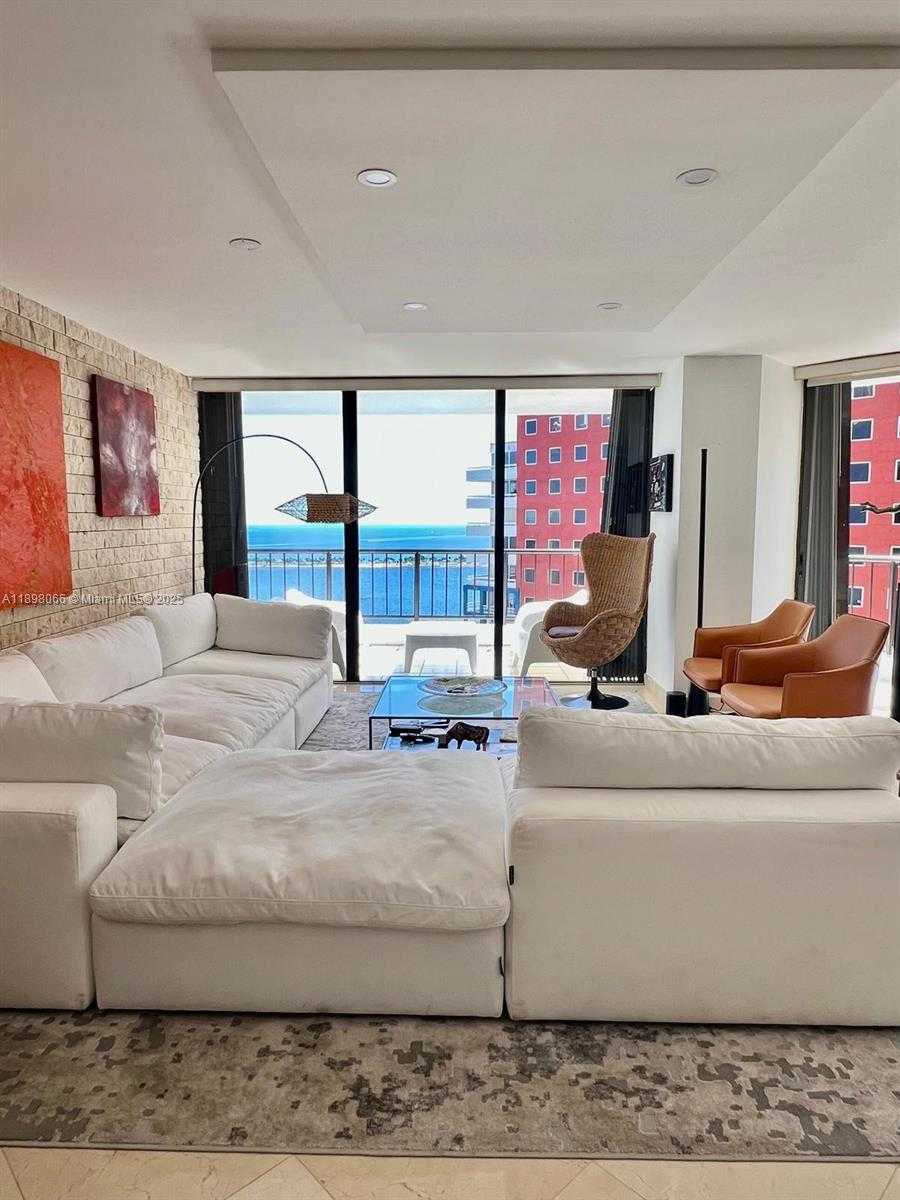 Small Image of 1581 BRICKELL AVE #2005, Miami Number 2