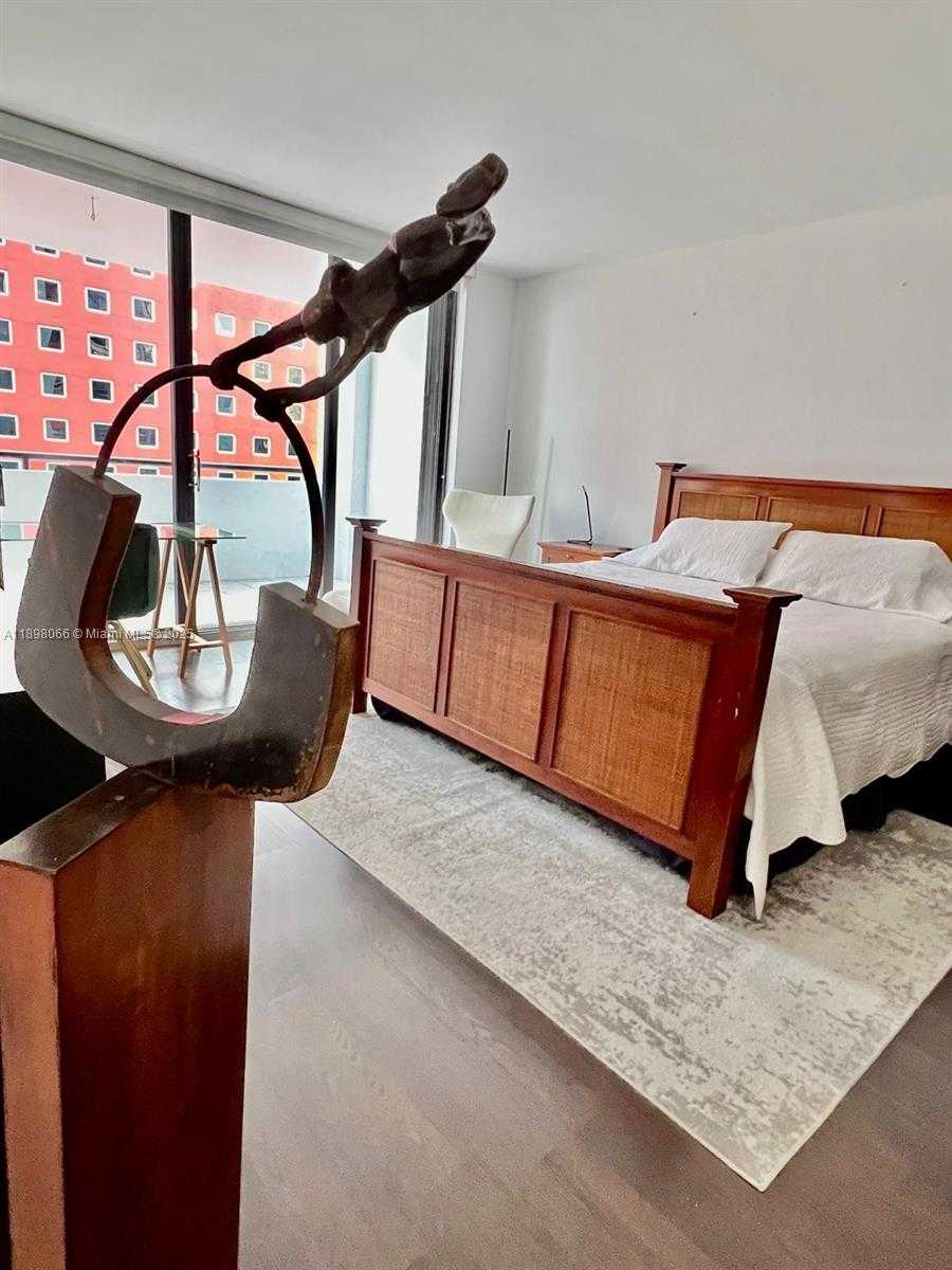 Small Image of 1581 BRICKELL AVE #2005, Miami Number 26