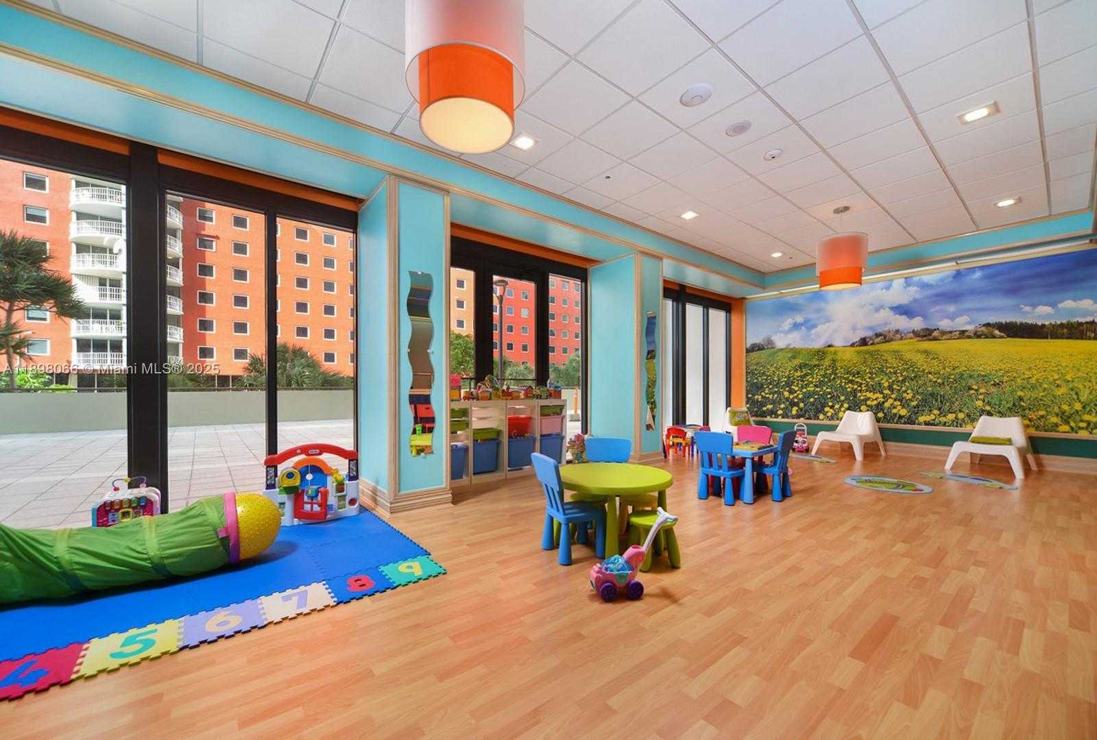 Small Image of 1581 BRICKELL AVE #2005, Miami Number 47