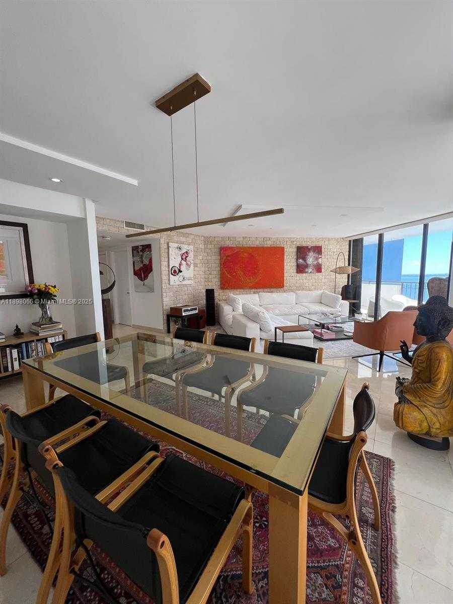 Small Image of 1581 BRICKELL AVE #2005, Miami Number 6