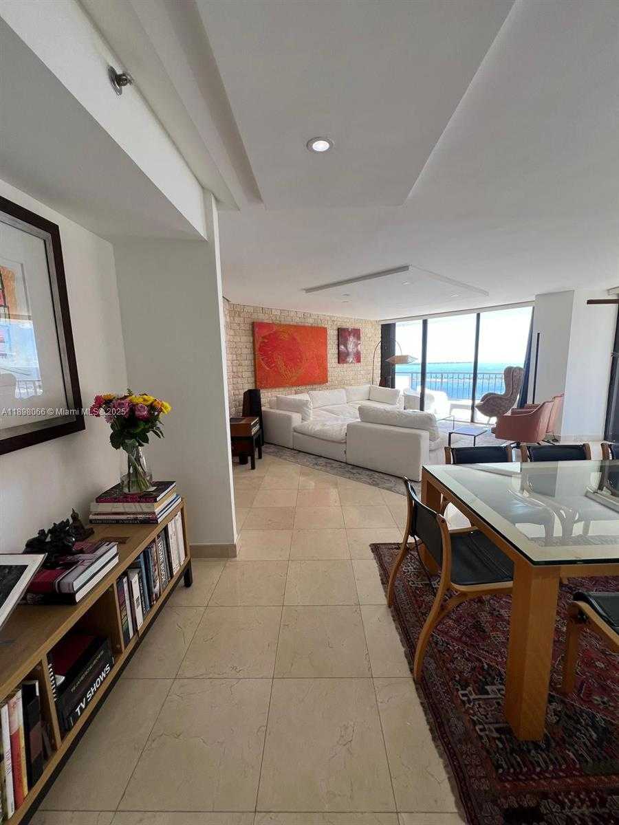 Small Image of 1581 BRICKELL AVE #2005, Miami Number 7