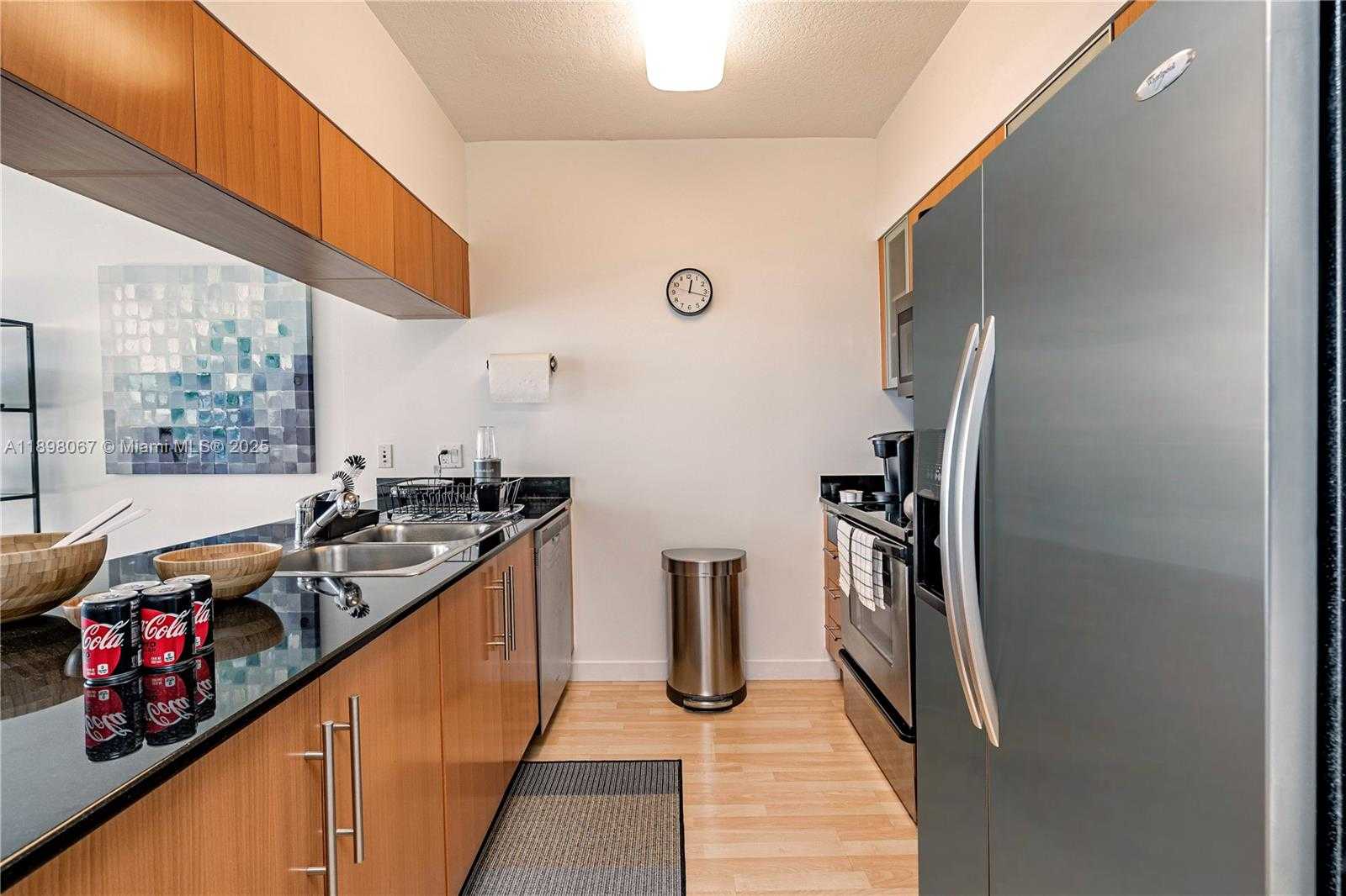 Small Image of 1750 NORTH BAYSHORE DR #3906, Miami Number 6