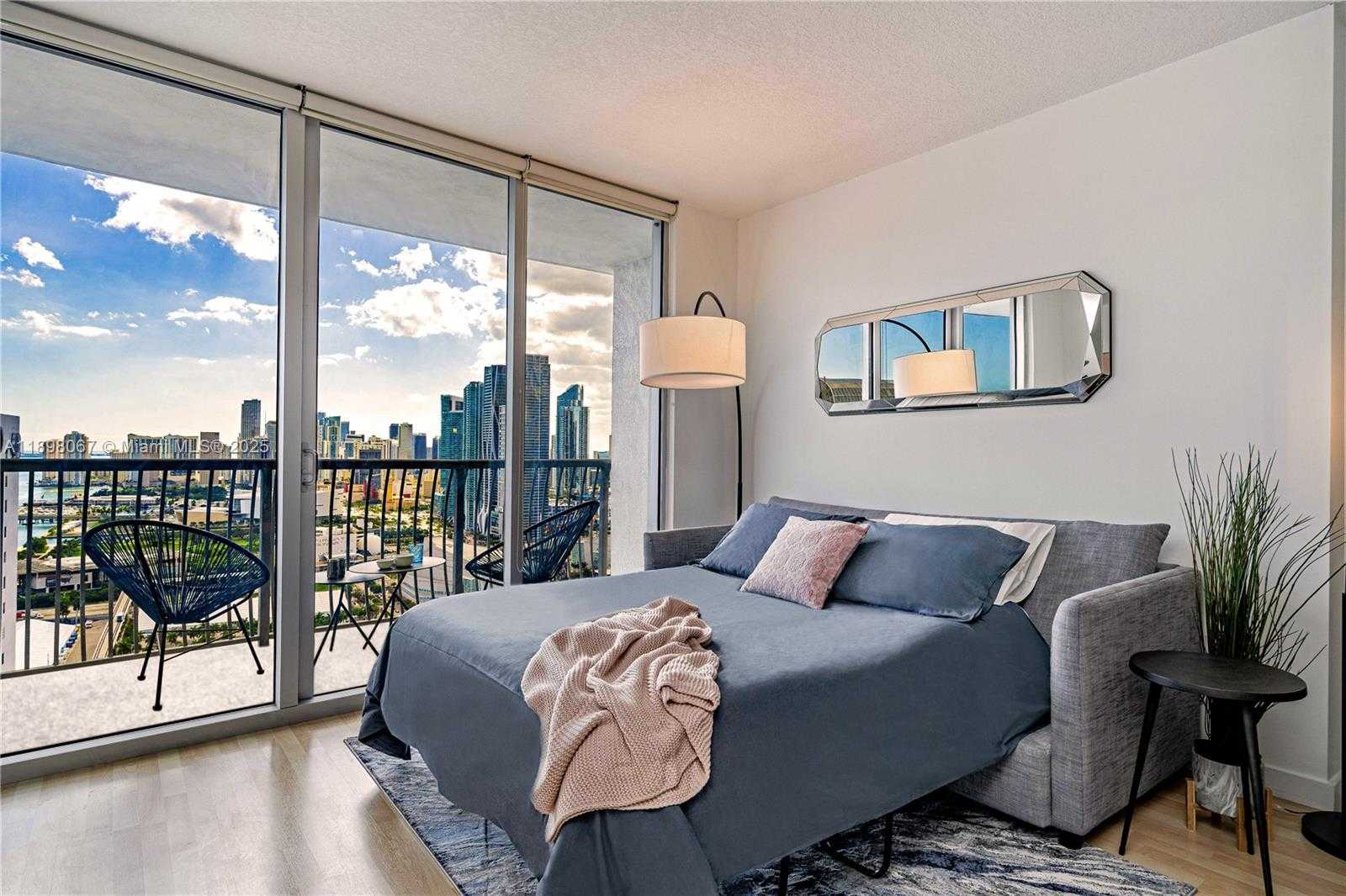 Small Image of 1750 NORTH BAYSHORE DR #3906, Miami Number 8