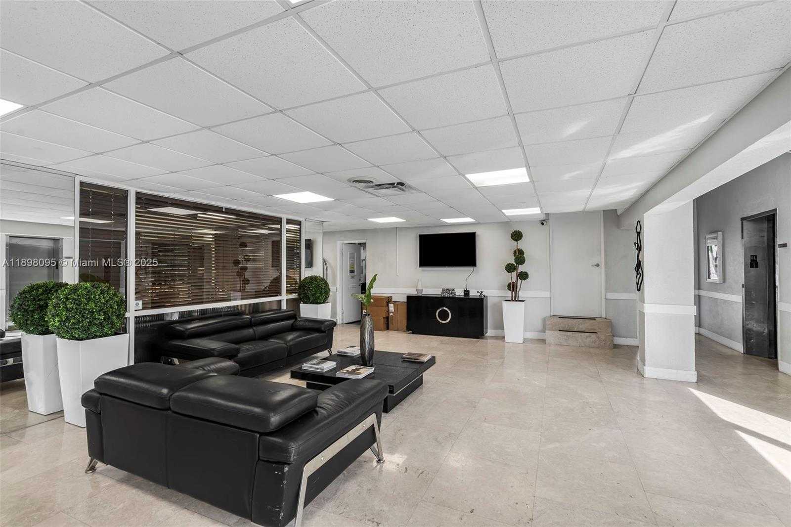 Small Image of 7904 WEST DR #1004, North Bay Village Number 19