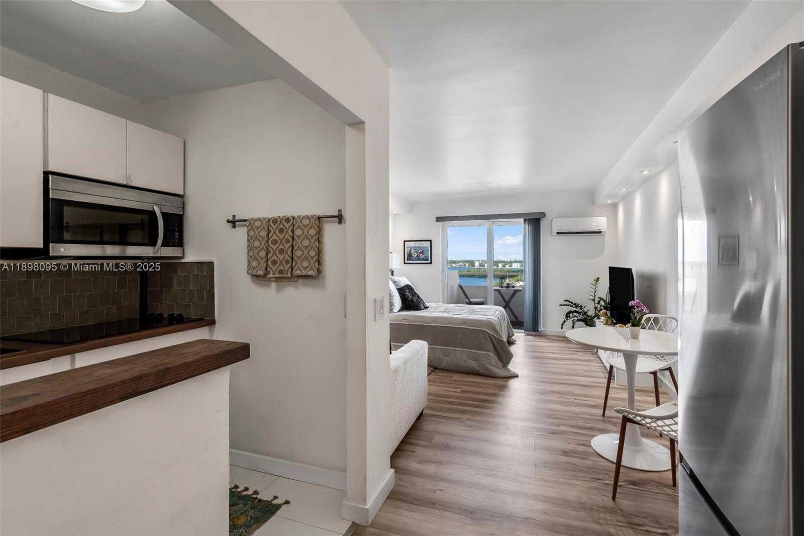 Small Image of 7904 WEST DR #1004, North Bay Village Number 7