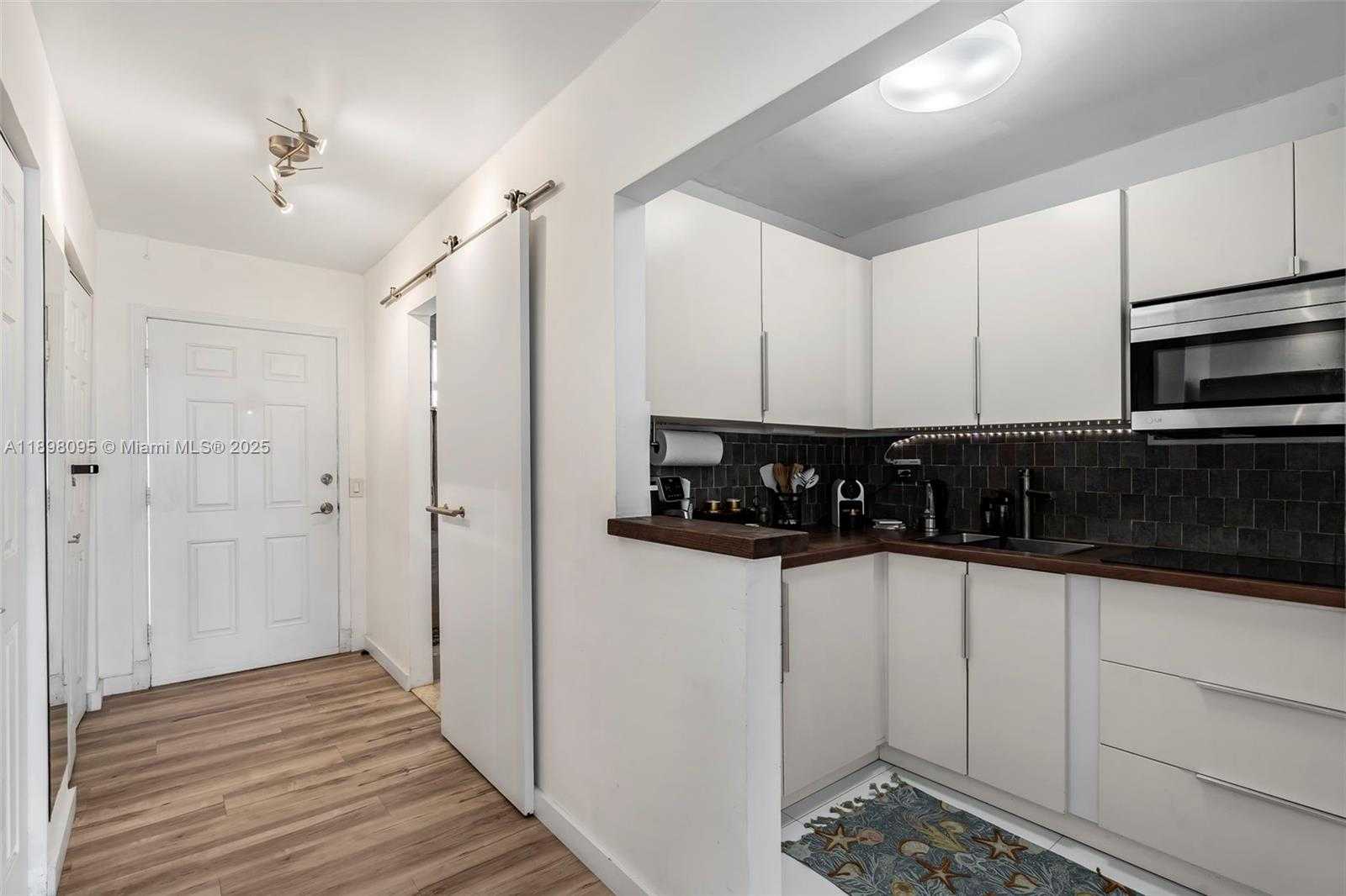 Small Image of 7904 WEST DR #1004, North Bay Village Number 8