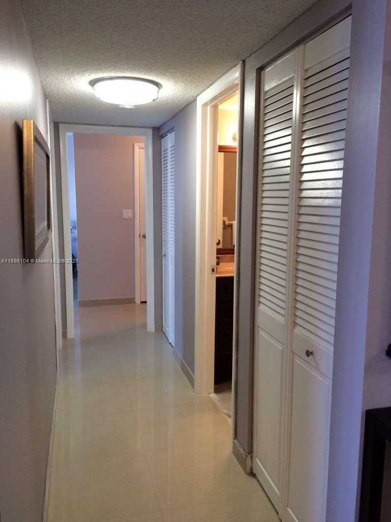 Imagen de Pequeño Objeto