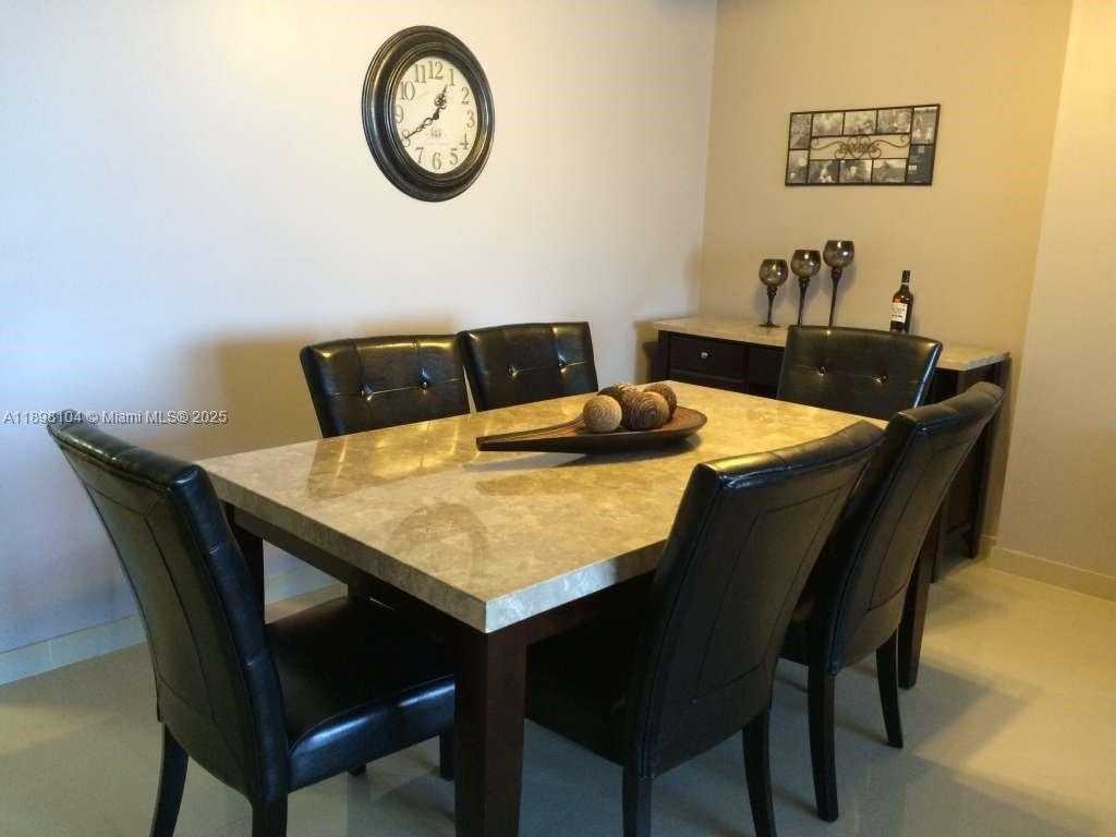 Imagen de Pequeño Objeto