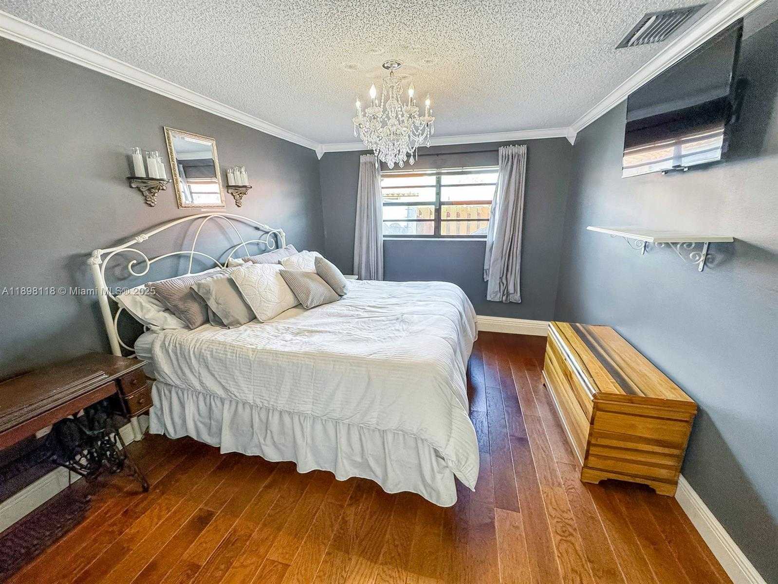 Small Image of 5919 SOUTH WEST 112TH TER, Cooper City Number 20