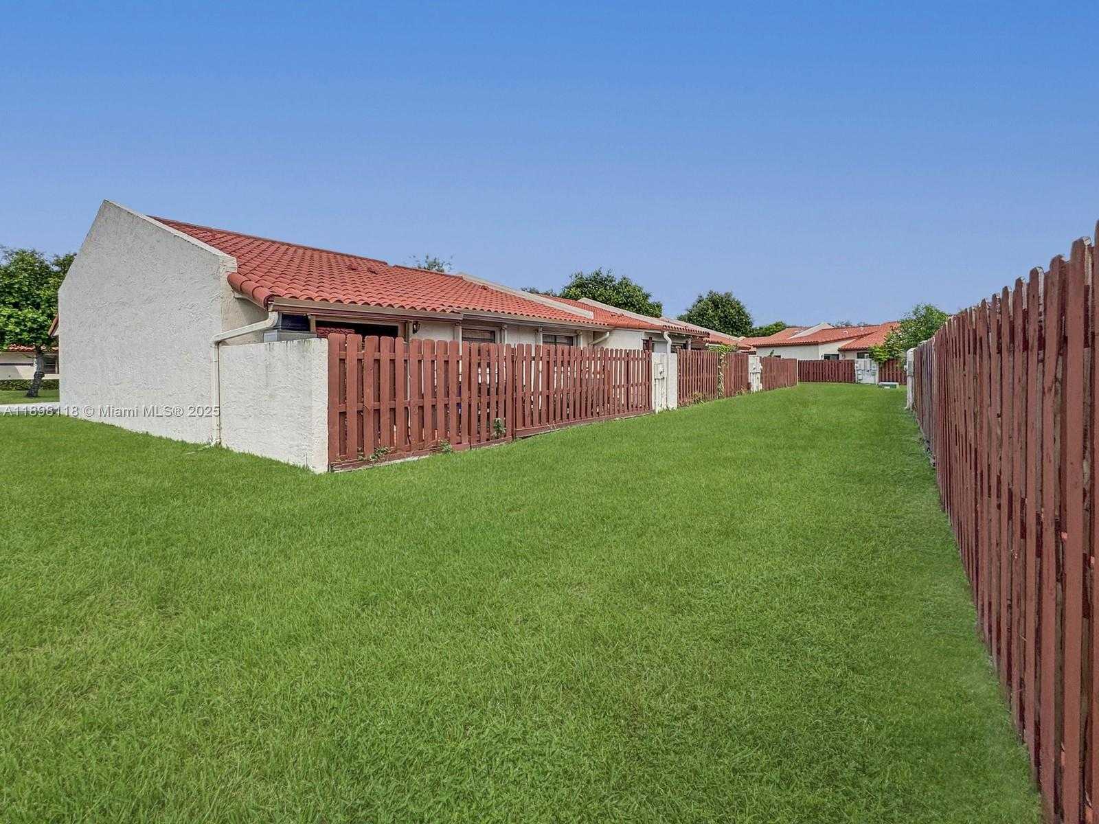 Small Image of 5919 SOUTH WEST 112TH TER, Cooper City Number 31