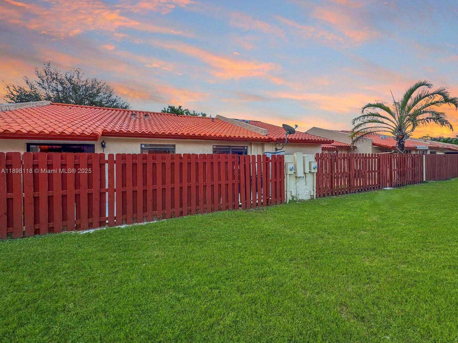 Small Image of 5919 SOUTH WEST 112TH TER, Cooper City Number 32