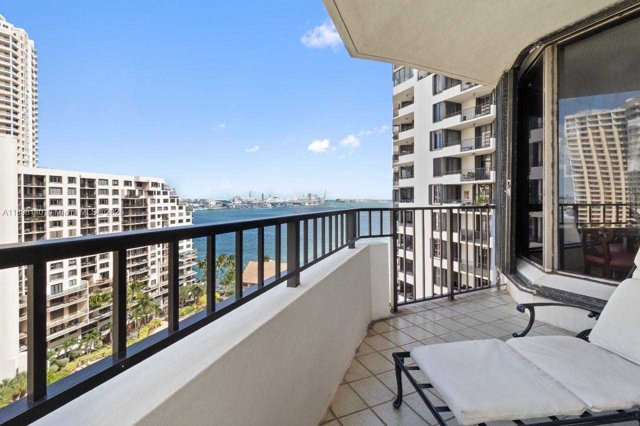 Small Image of 520 BRICKELL KEY DR #A1616, Miami Number 6
