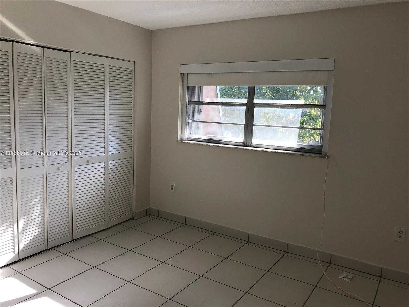 Small Image of 260 NORTH WEST 107TH AVE #207, Miami Number 11
