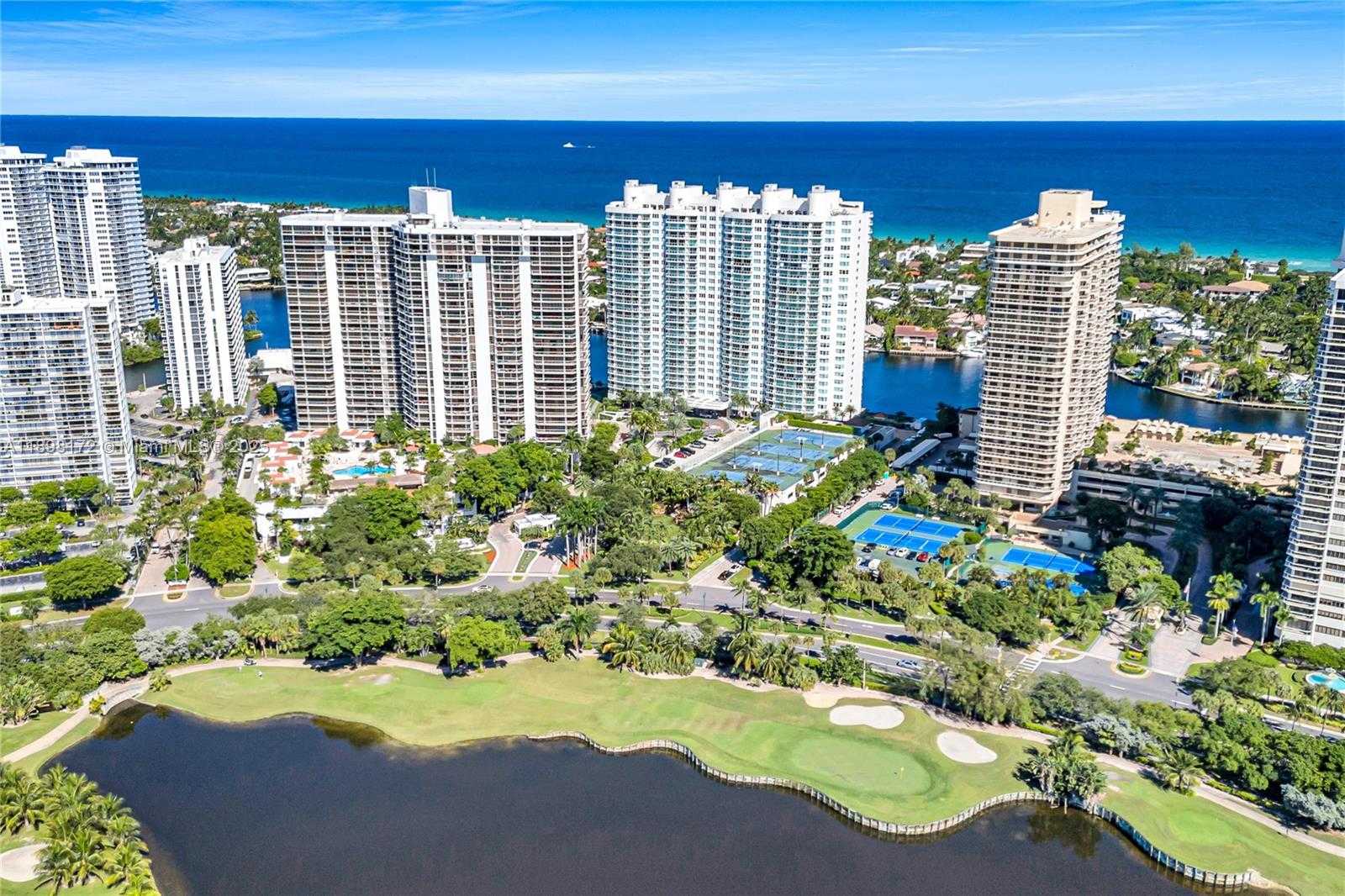 Small Image of 20201 EAST COUNTRY CLUB DR #1907, Aventura Number 3