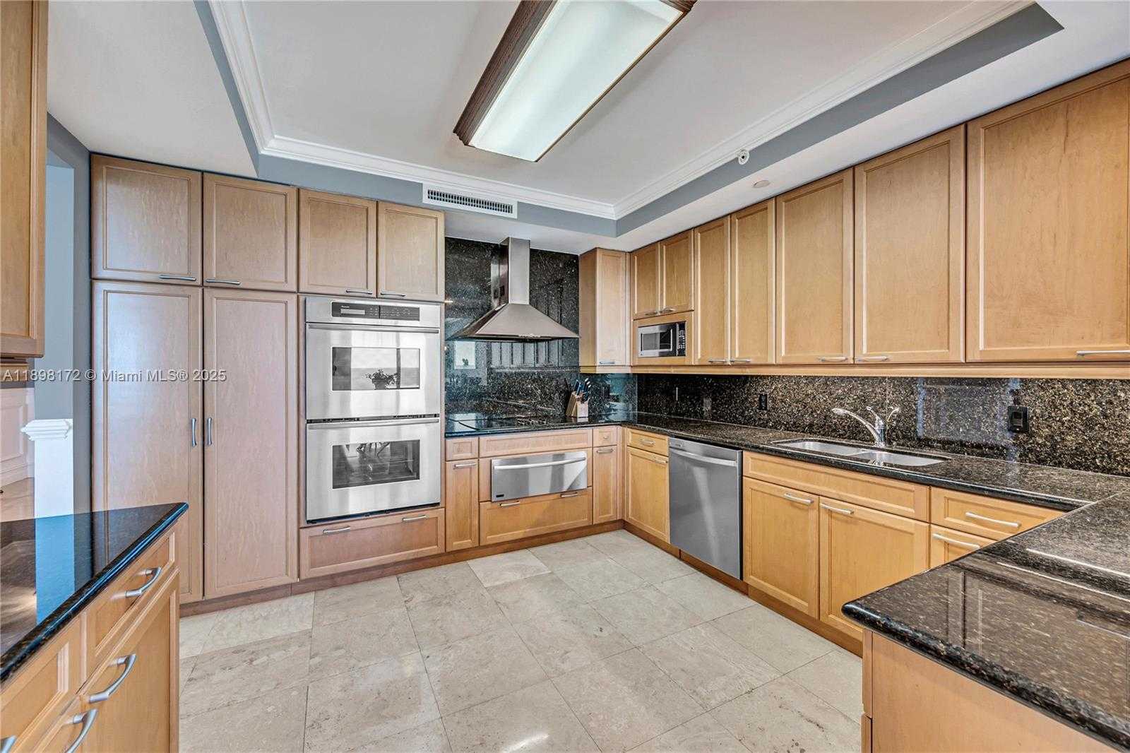 Small Image of 20201 EAST COUNTRY CLUB DR #1907, Aventura Number 32