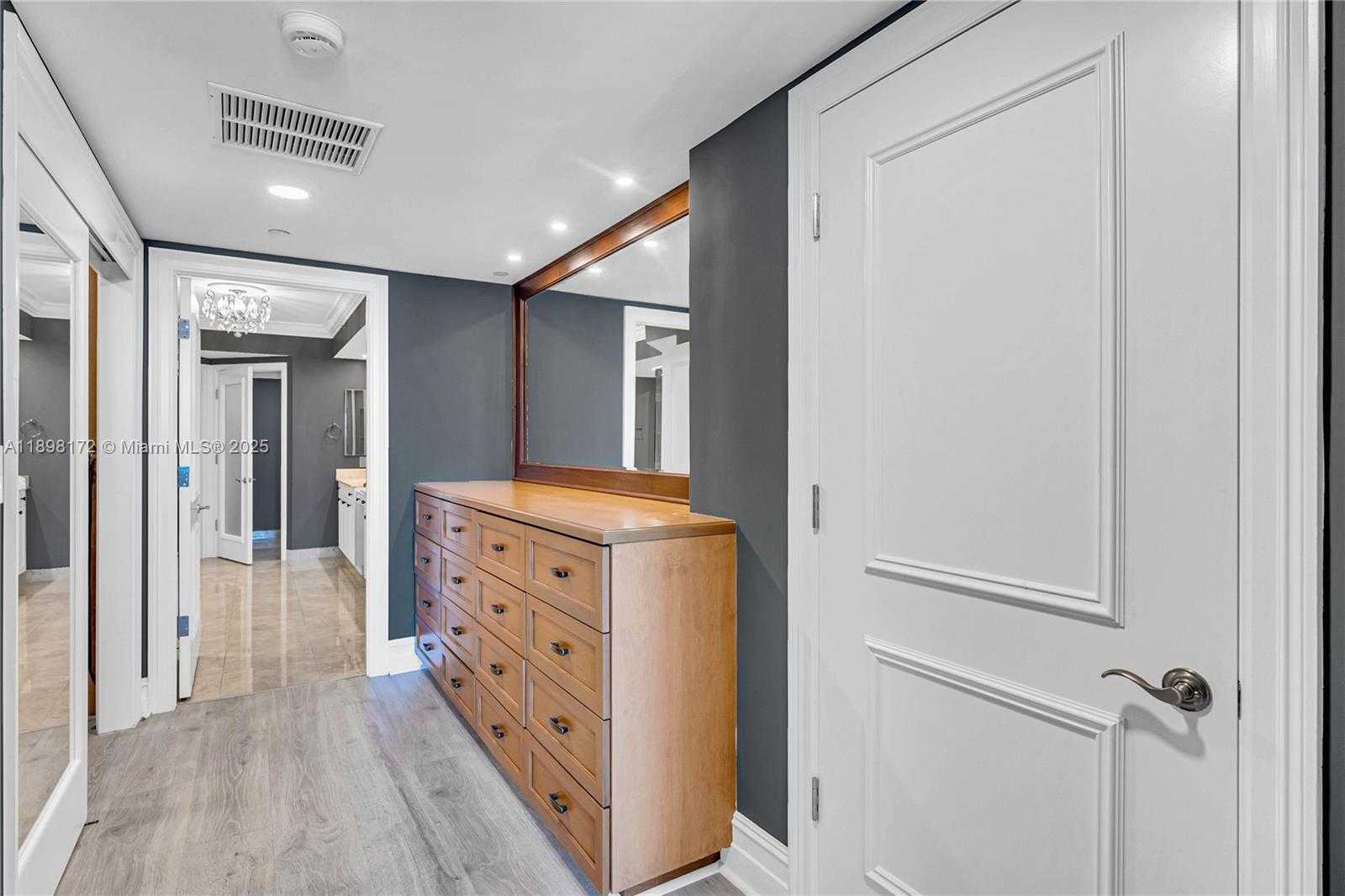 Small Image of 20201 EAST COUNTRY CLUB DR #1907, Aventura Number 46