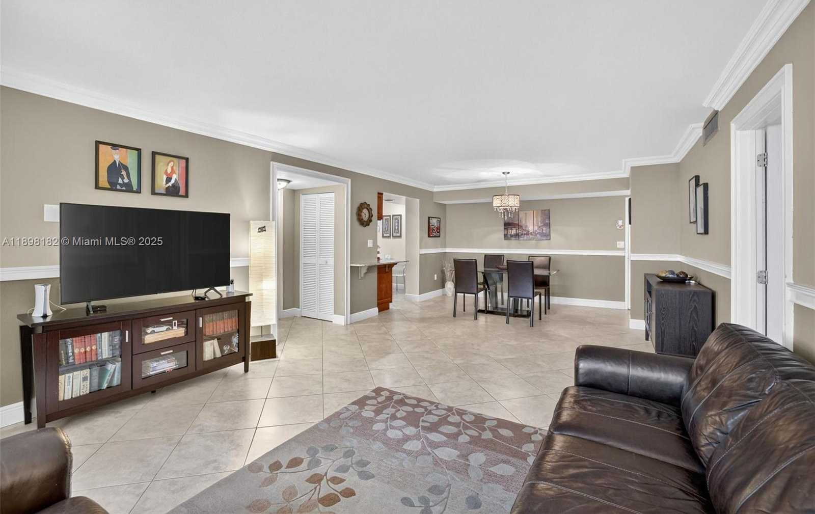 Small Image of 1833 SOUTH OCEAN DR #1004, Hallandale Beach Number 15