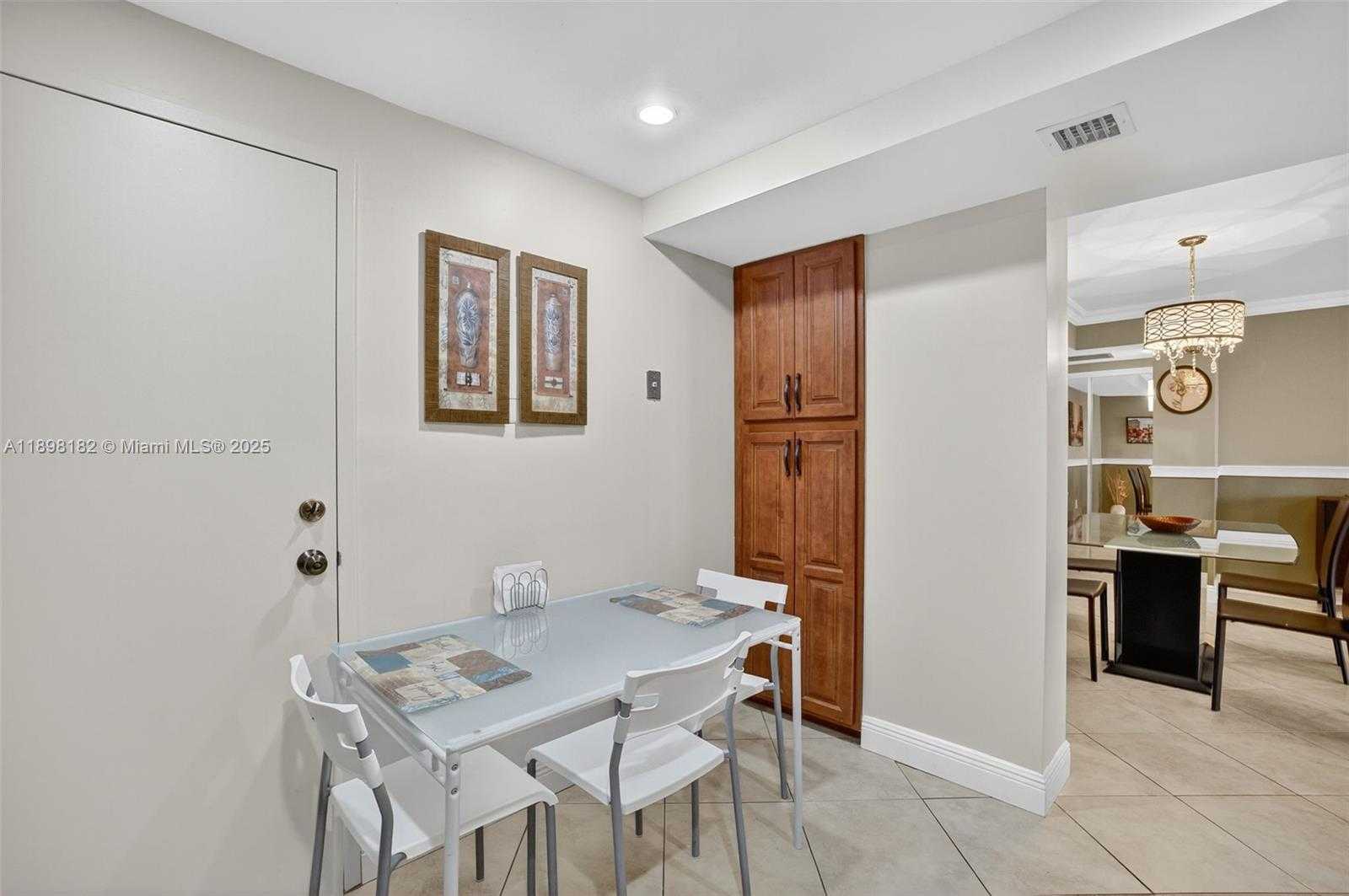 Small Image of 1833 SOUTH OCEAN DR #1004, Hallandale Beach Number 20