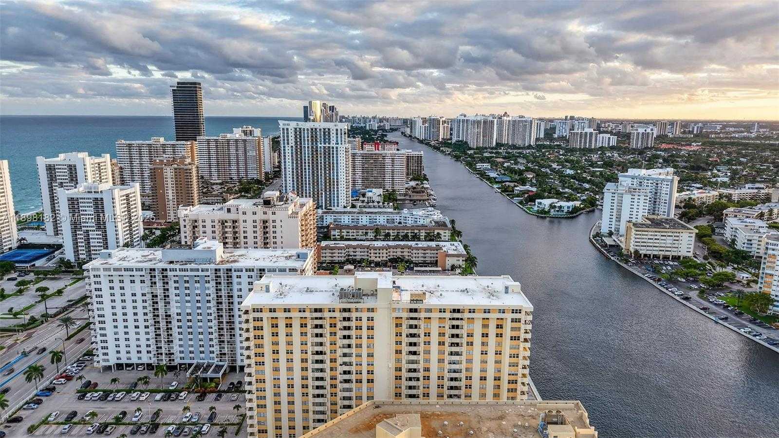 Small Image of 1833 SOUTH OCEAN DR #1004, Hallandale Beach Number 58