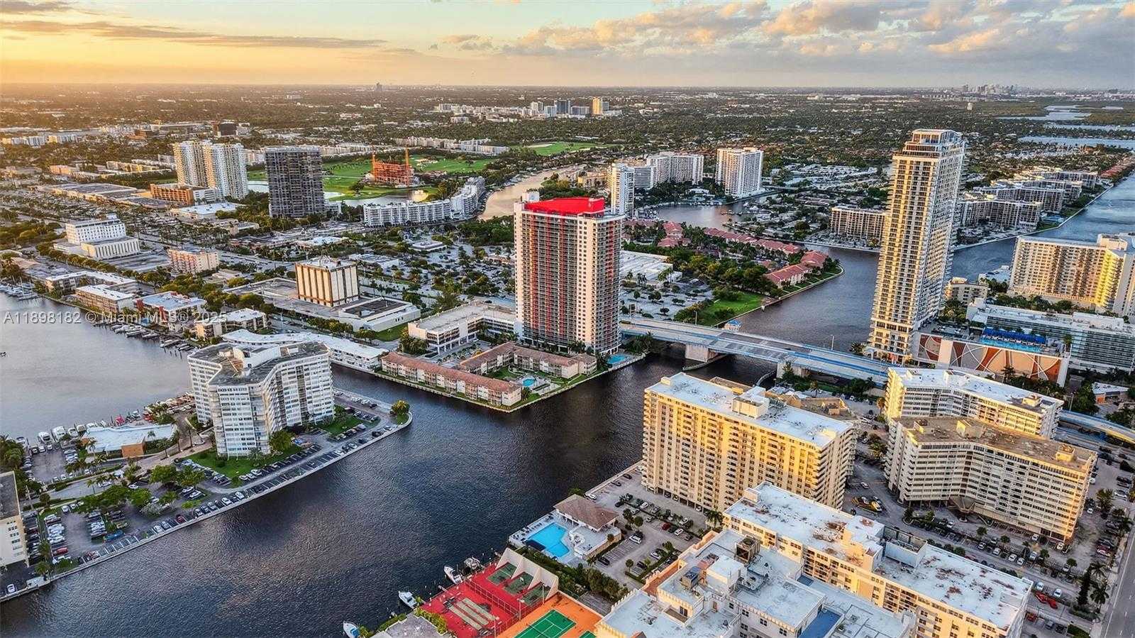 Small Image of 1833 SOUTH OCEAN DR #1004, Hallandale Beach Number 69