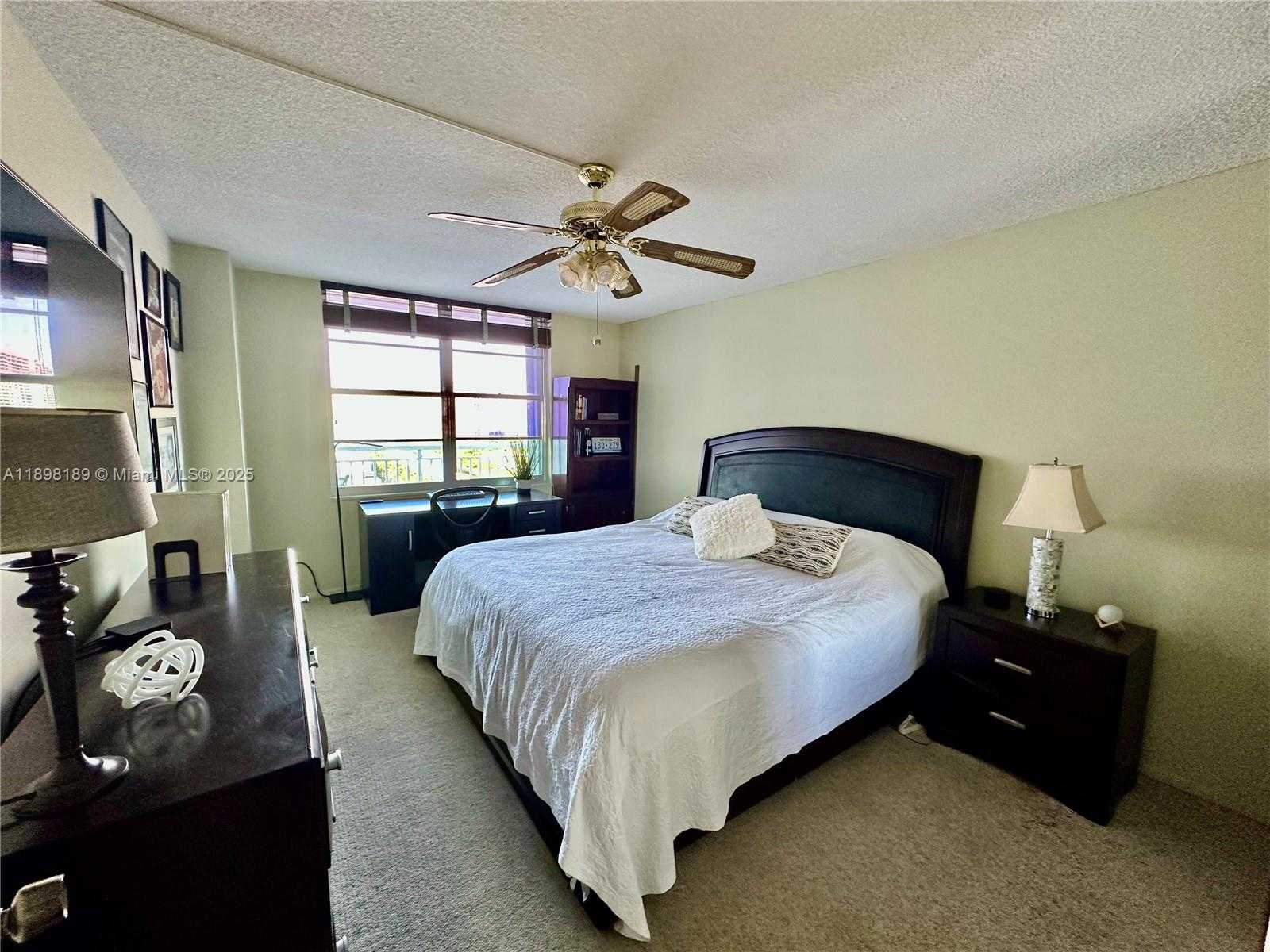 Small Image of 301 174TH ST #2020, Sunny Isles Beach Number 18