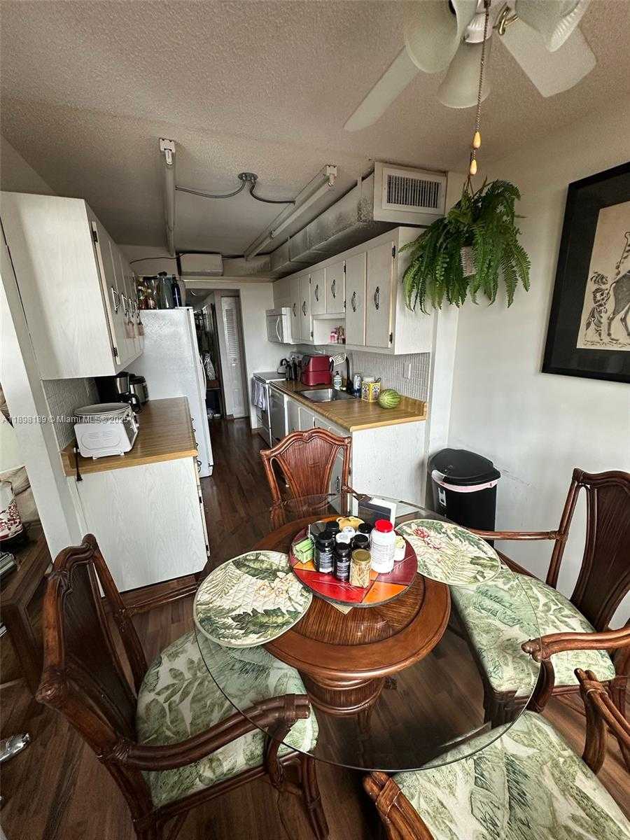 Small Image of 301 174TH ST #2020, Sunny Isles Beach Number 6