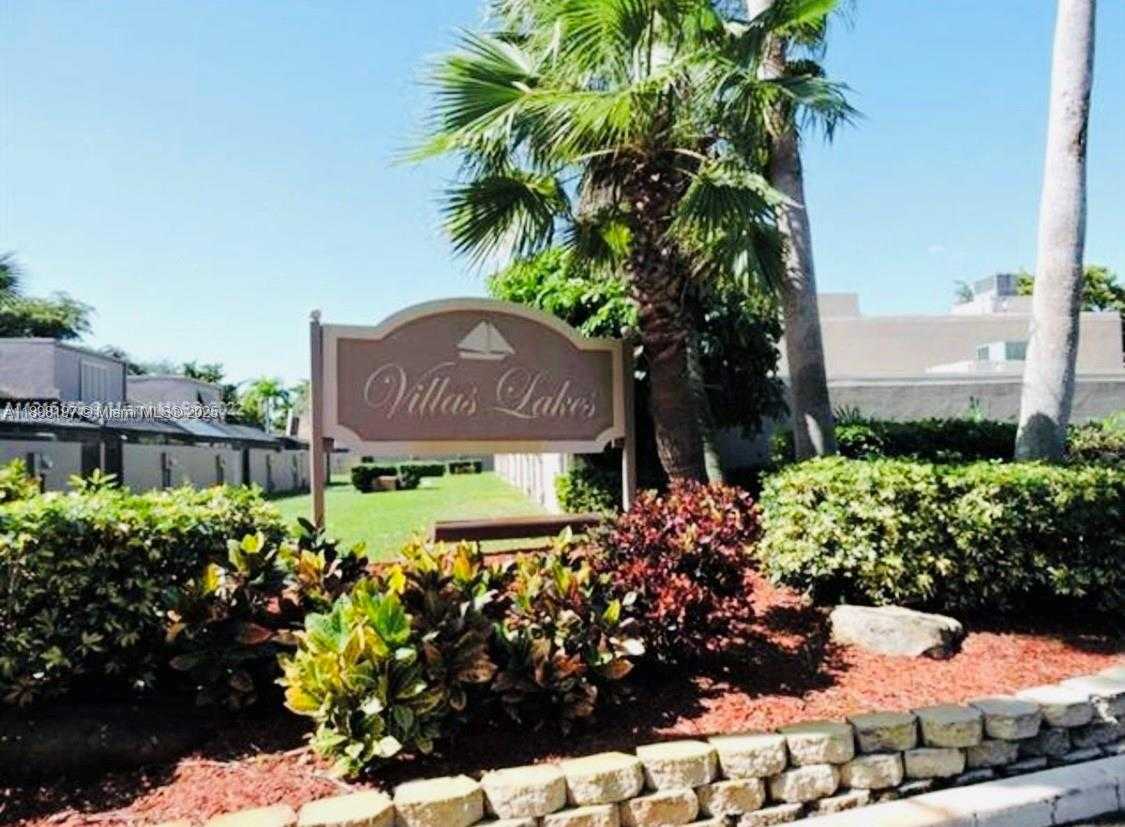 Small Image of 1666 NORTH WEST 113TH WAY, Pembroke Pines Number 23