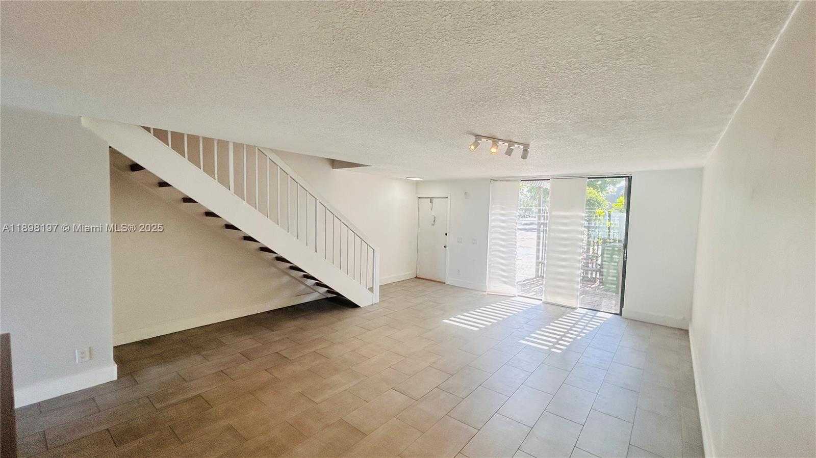 Small Image of 1666 NORTH WEST 113TH WAY, Pembroke Pines Number 7