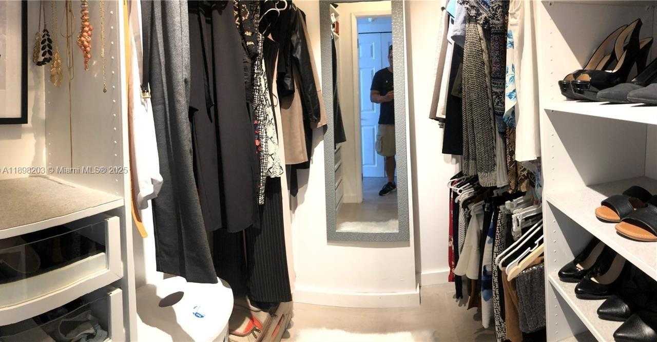 Small Image of 2851 NORTH EAST 183RD ST #605E, Aventura Number 11