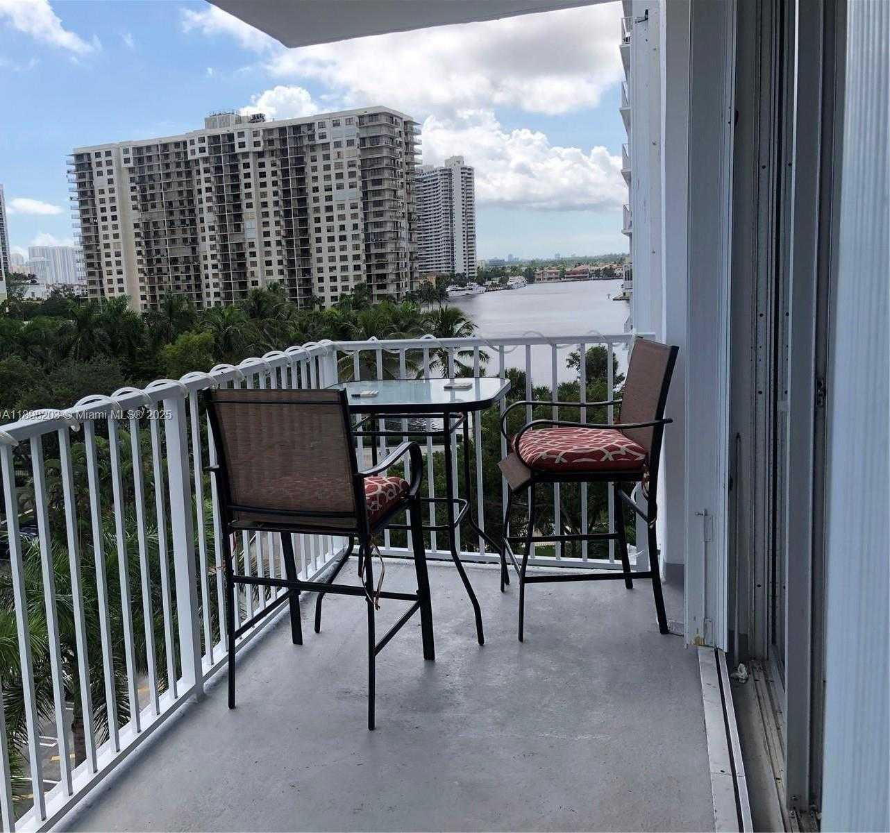 Small Image of 2851 NORTH EAST 183RD ST #605E, Aventura Number 13
