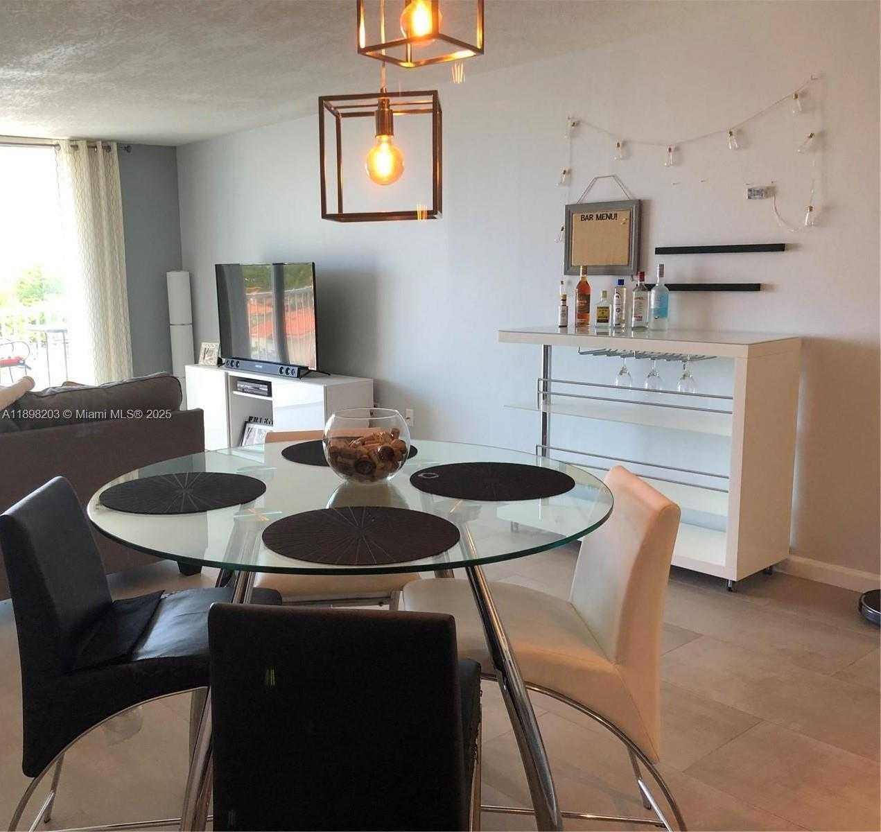 Small Image of 2851 NORTH EAST 183RD ST #605E, Aventura Number 5