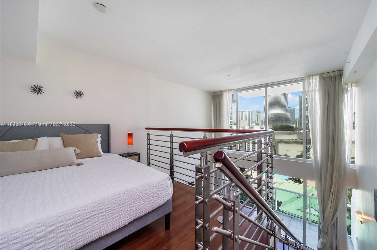 Small Image of 41 SOUTH EAST 5TH ST #1003, Miami Number 7
