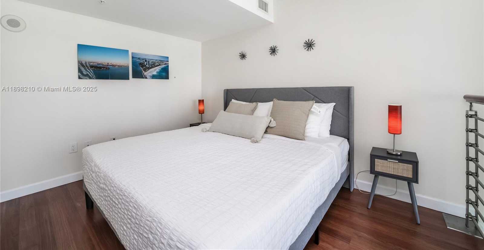 Small Image of 41 SOUTH EAST 5TH ST #1003, Miami Number 8