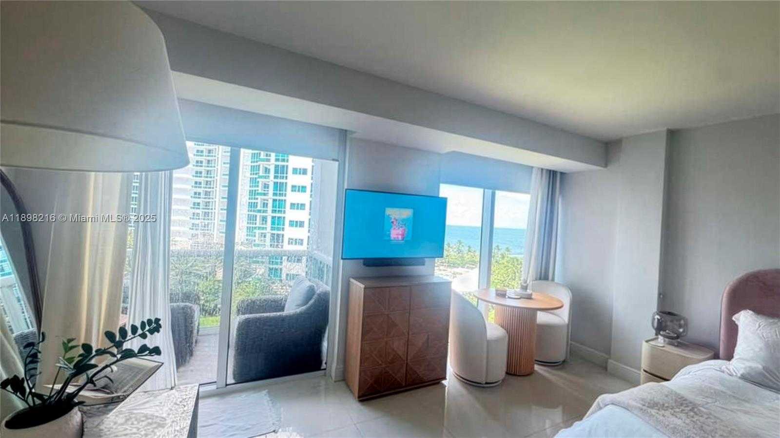 Small Image of 10275 COLLINS AVE #802, Bal Harbour Number 9