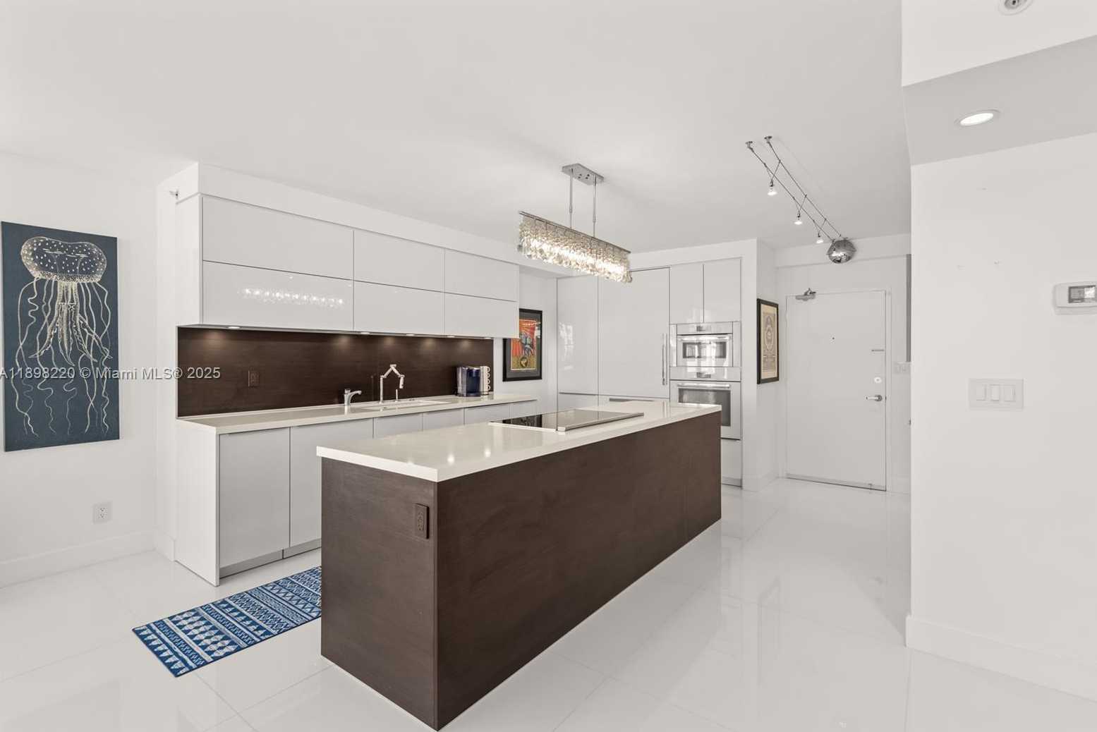 Small Image of 100 LINCOLN RD #747, Miami Beach Number 18