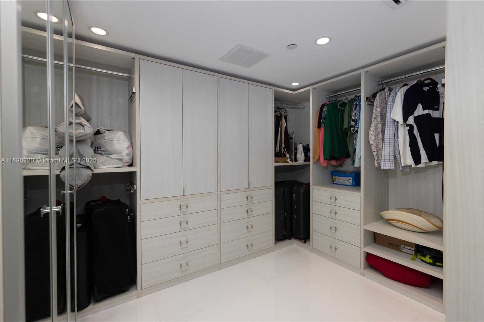 Small Image of 100 LINCOLN RD #747, Miami Beach Number 23