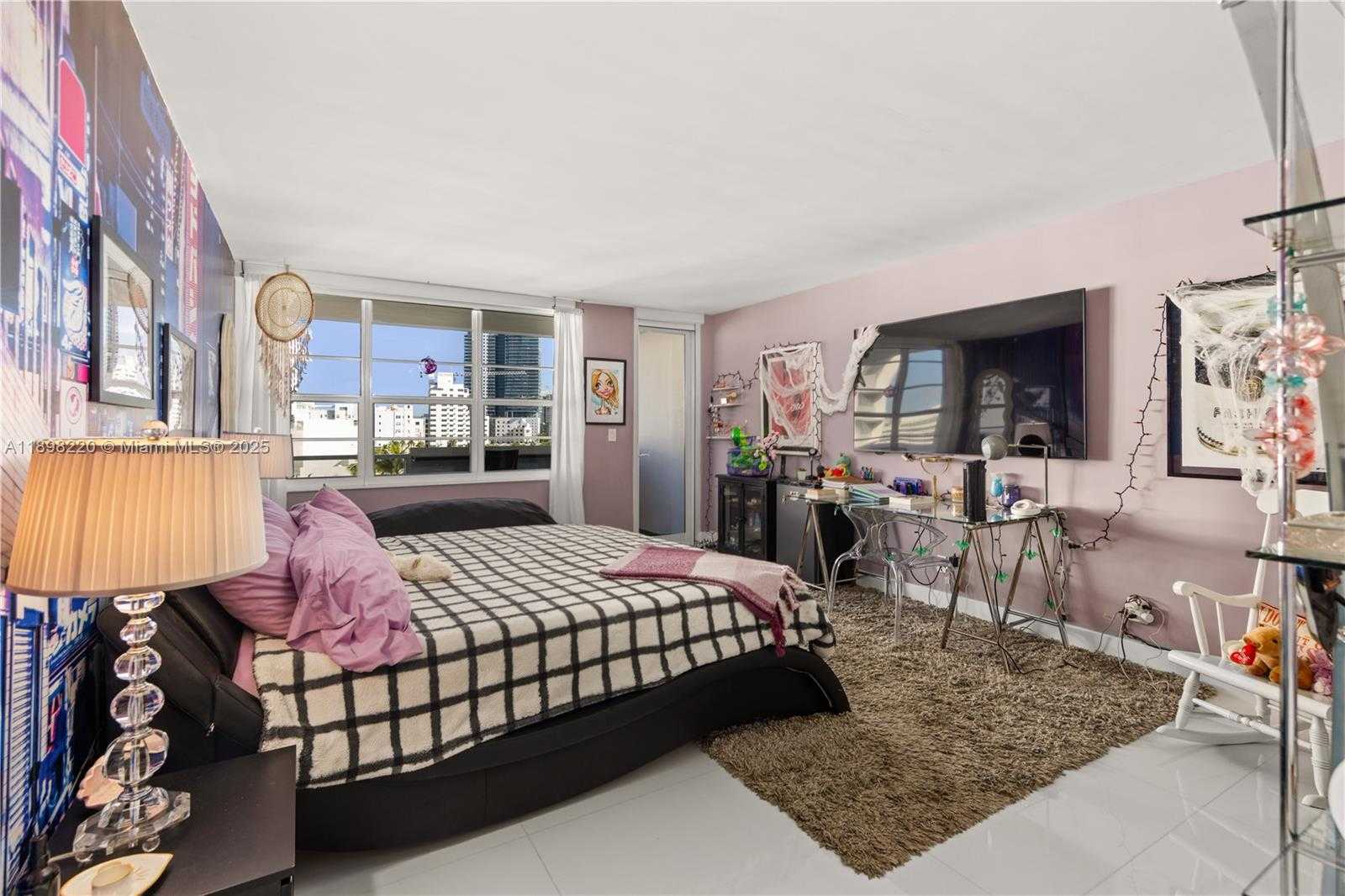 Small Image of 100 LINCOLN RD #747, Miami Beach Number 27