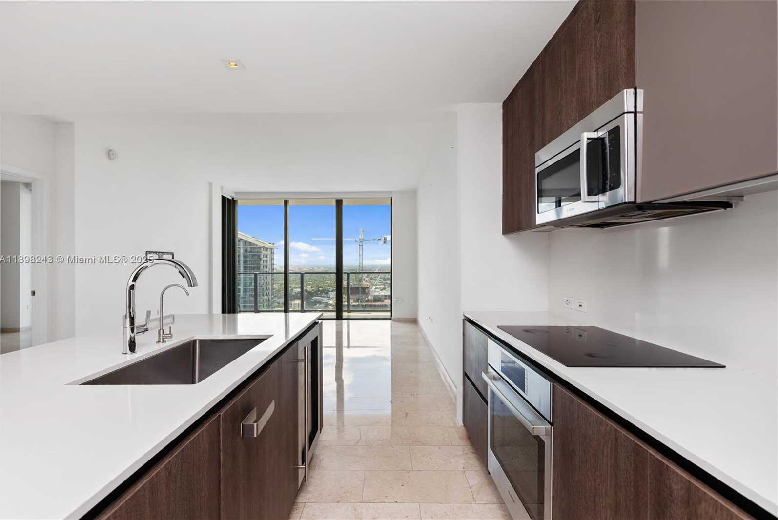 Small Image of 68 SOUTH EAST 6TH ST #3906, Miami Number 11