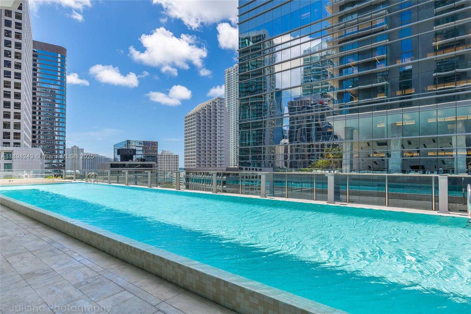 Small Image of 68 SOUTH EAST 6TH ST #3906, Miami Number 42