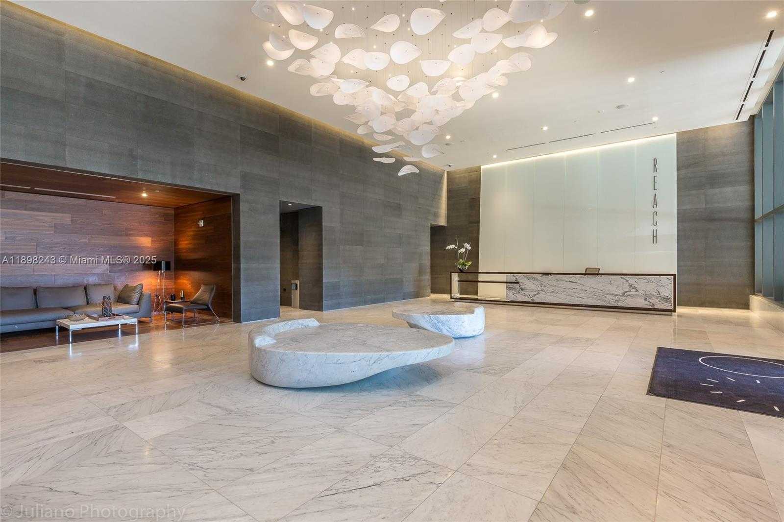 Small Image of 68 SOUTH EAST 6TH ST #3906, Miami Number 46