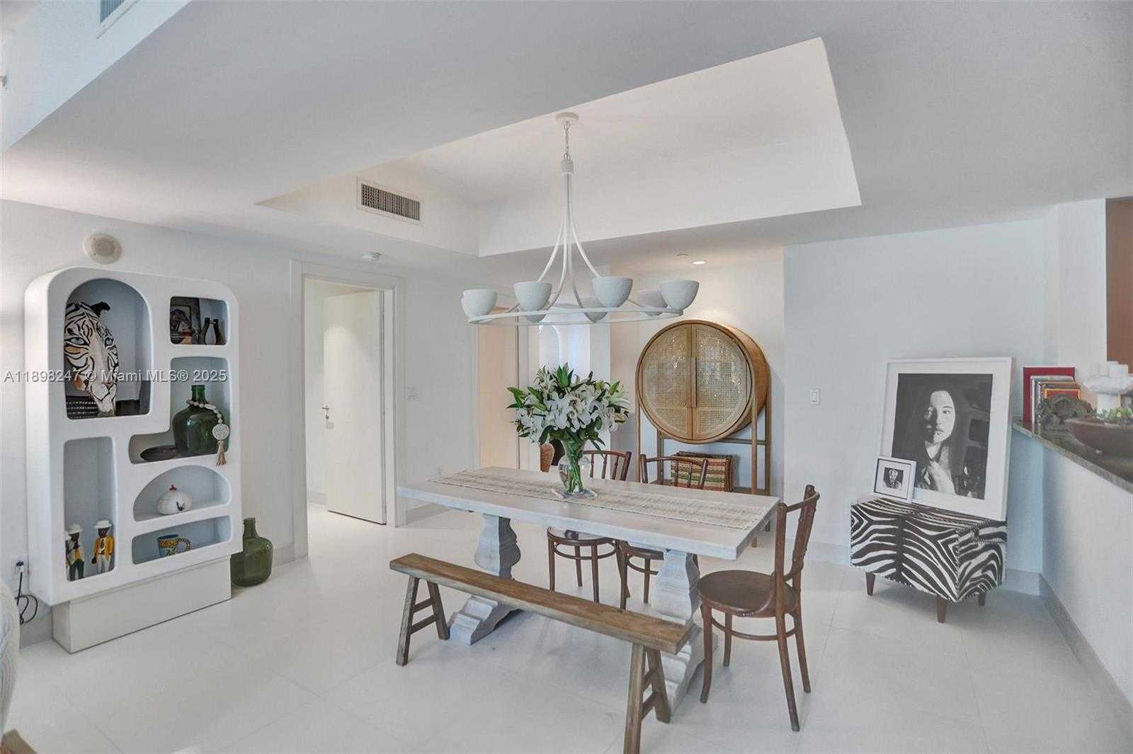 Small Image of 2627 SOUTH BAYSHORE DR #506, Coconut Grove Number 2