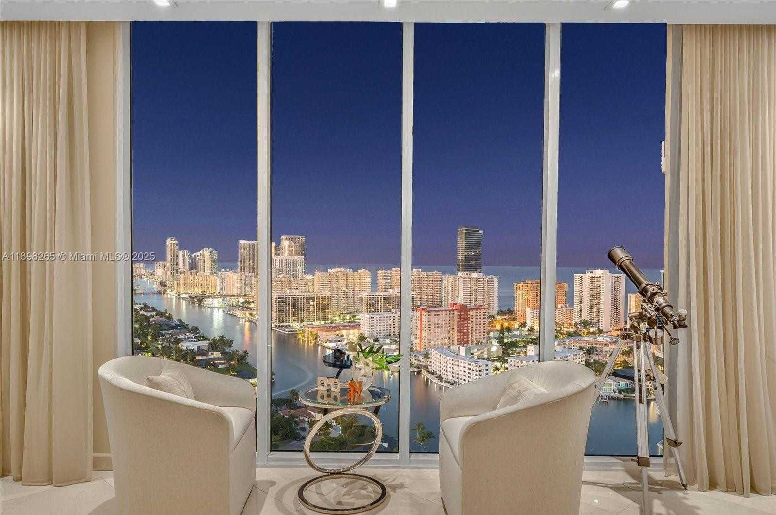 Small Image of 21200 POINT PL #PH 1 (2804), Aventura Number 5