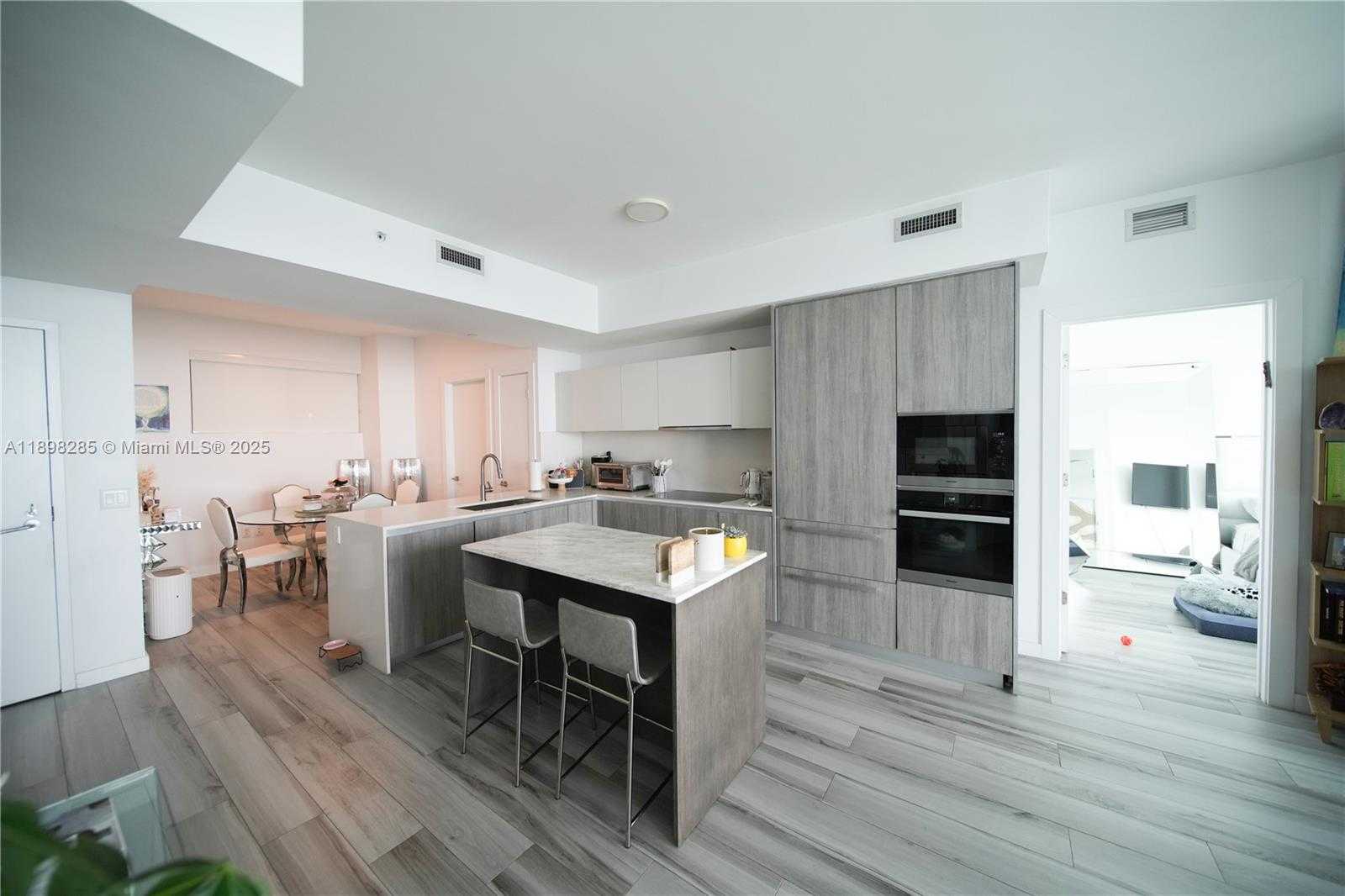 Small Image of 2900 NORTH EAST 7TH AVE #2603, Miami Number 16