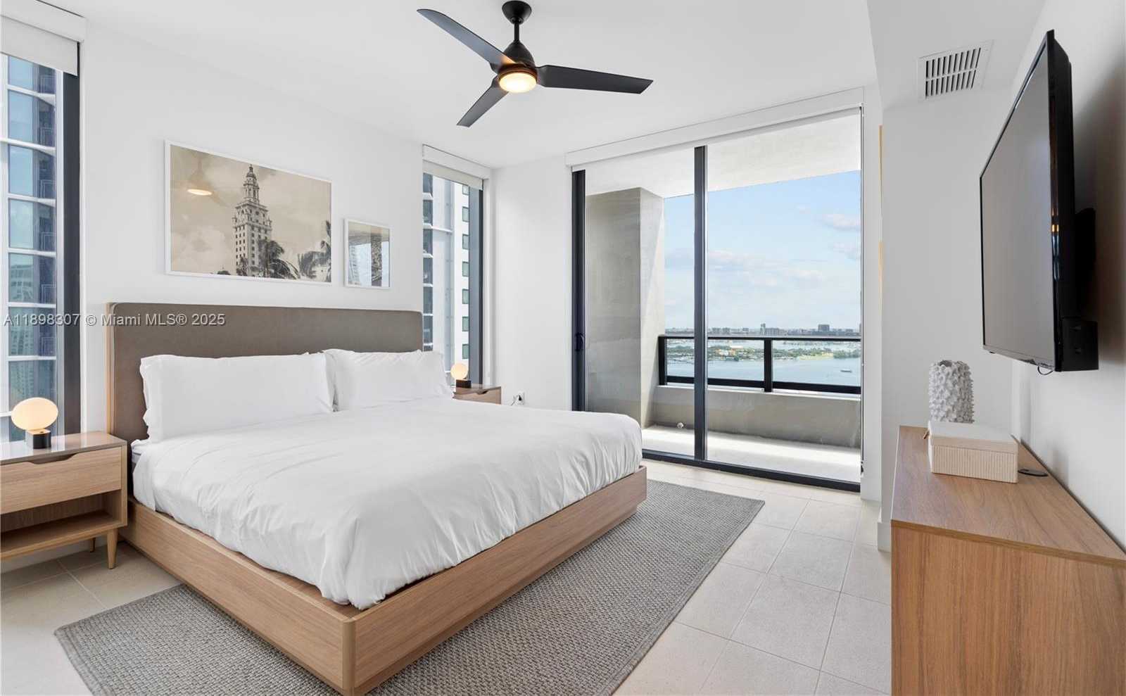 Small Image of 159 NORTH EAST 6TH ST #2415, Miami Number 12