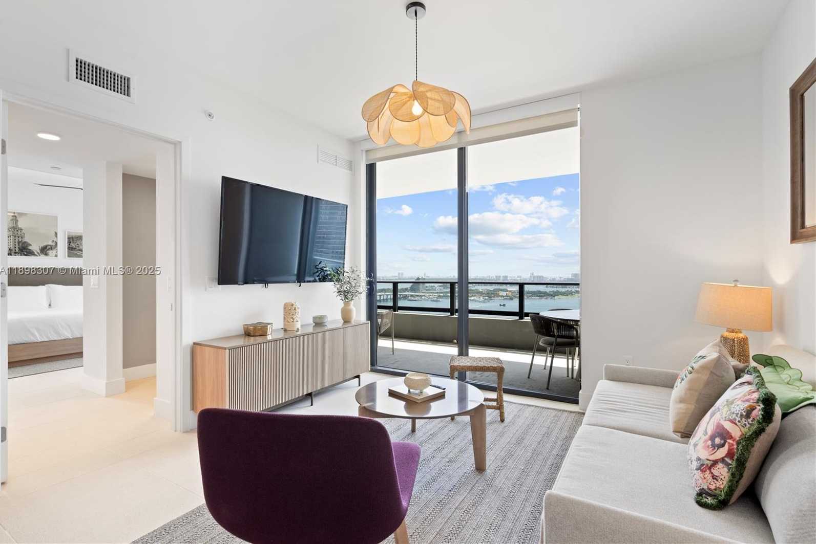 Small Image of 159 NORTH EAST 6TH ST #2415, Miami Number 20