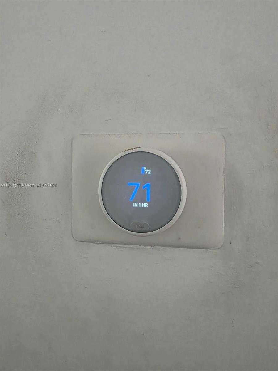 Small Image of 6420 NORTH WEST 114TH AVE #1332, Doral Number 17