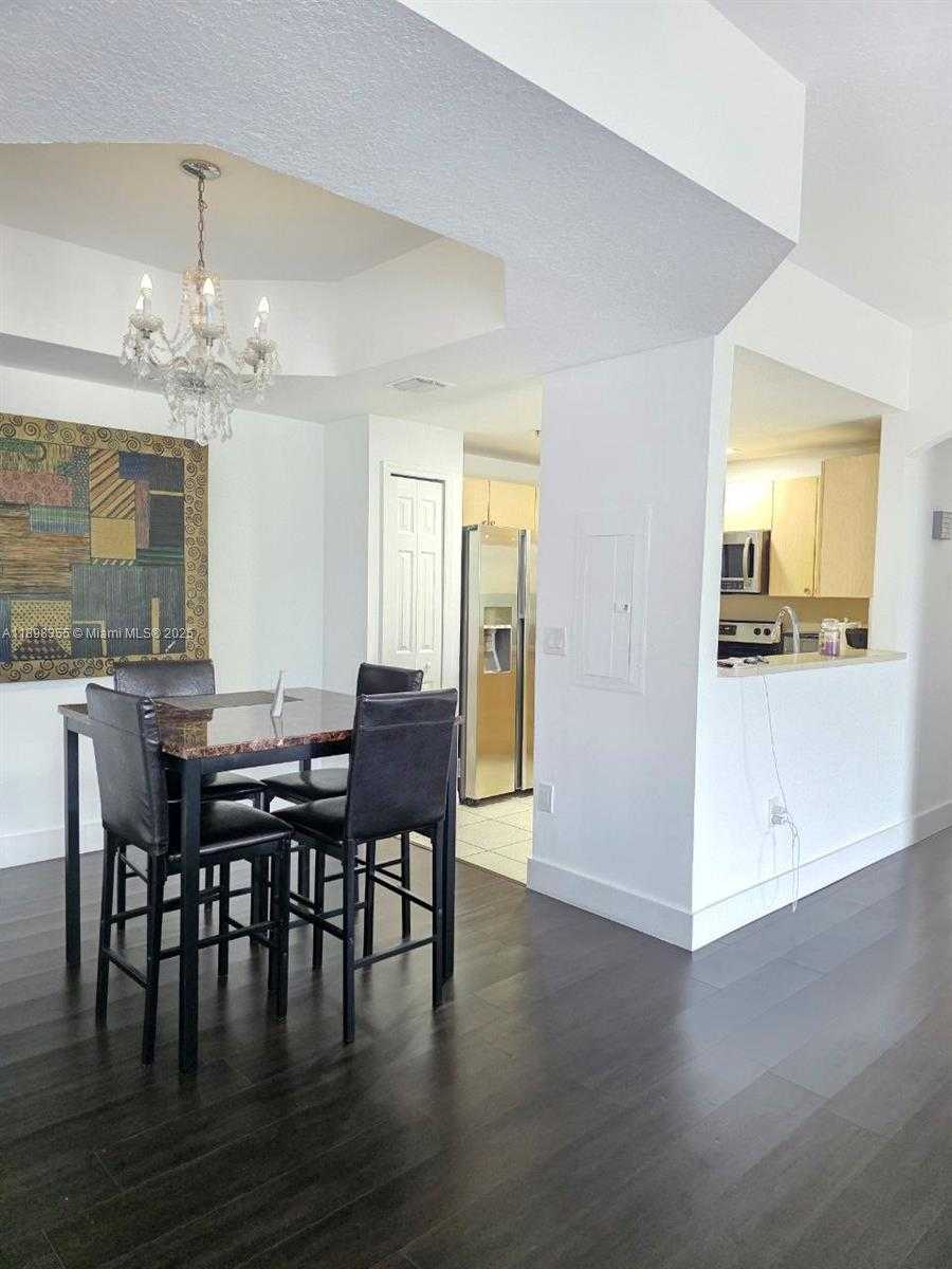 Small Image of 6420 NORTH WEST 114TH AVE #1332, Doral Number 5