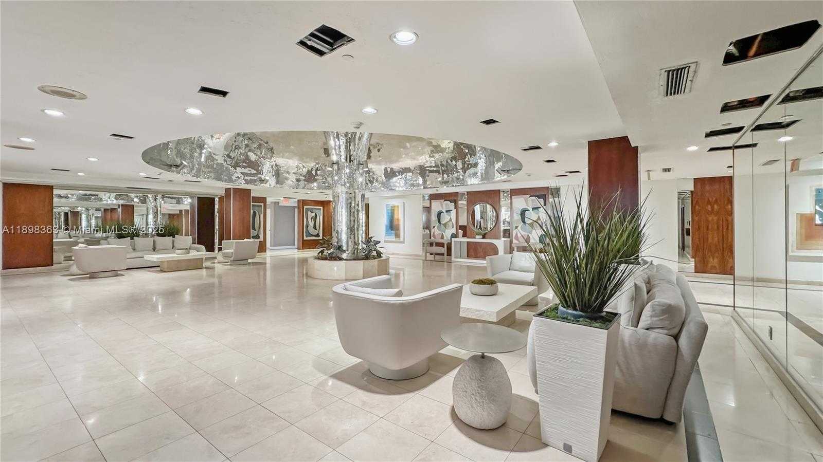 Small Image of 2655 COLLINS AVE #1502, Miami Beach Number 11