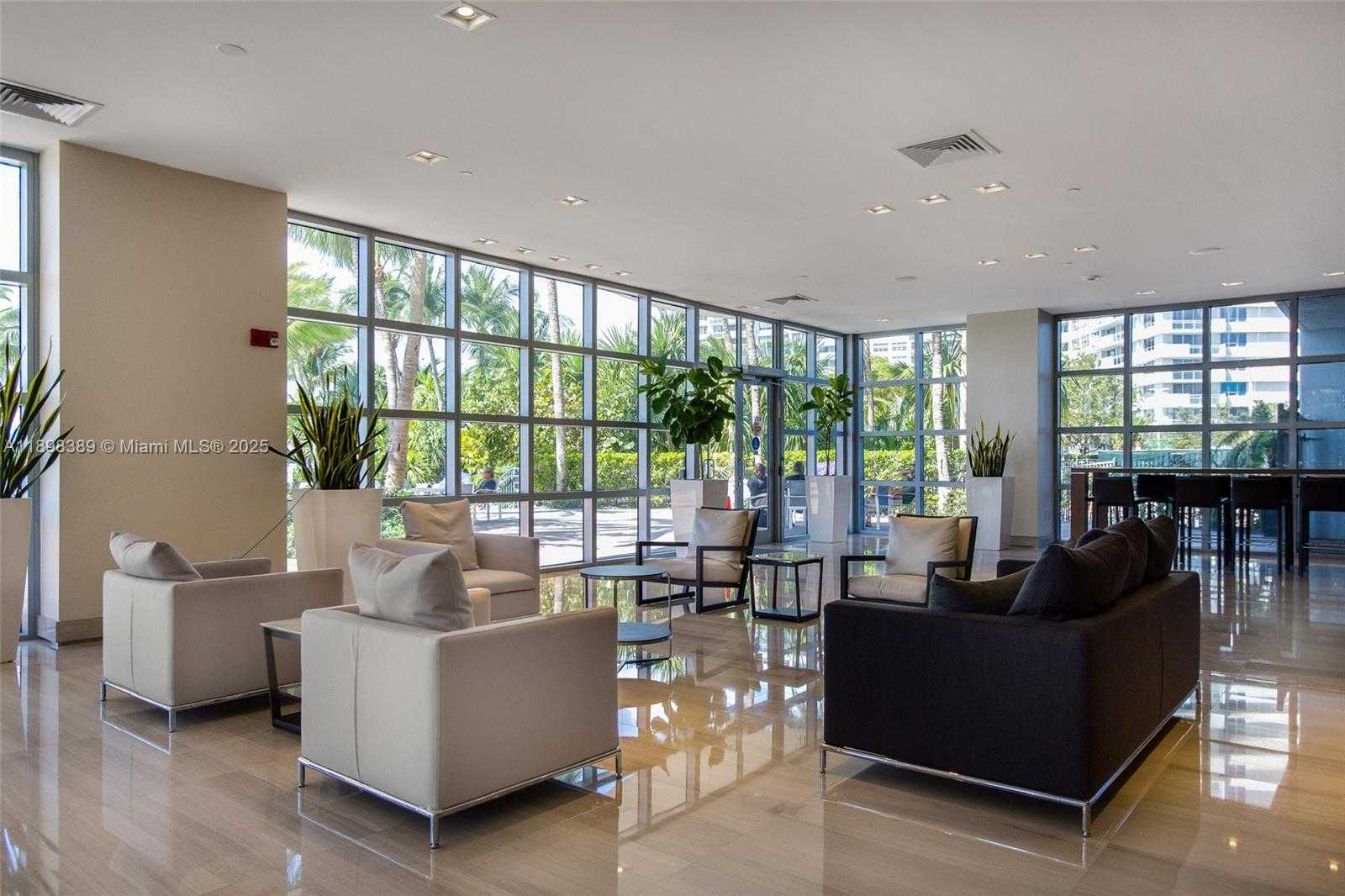 Small Image of 1330 WEST AVE #1614, Miami Beach Number 18